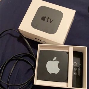 Apple TV 4K 32 GB used